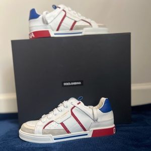 Kids sneakers